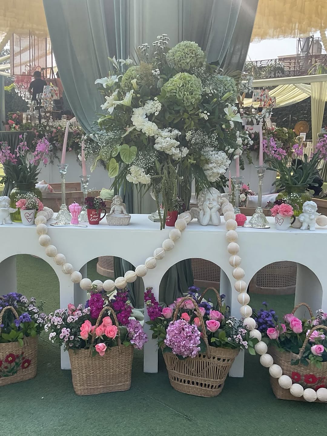 Floral Basket Entrance Styling