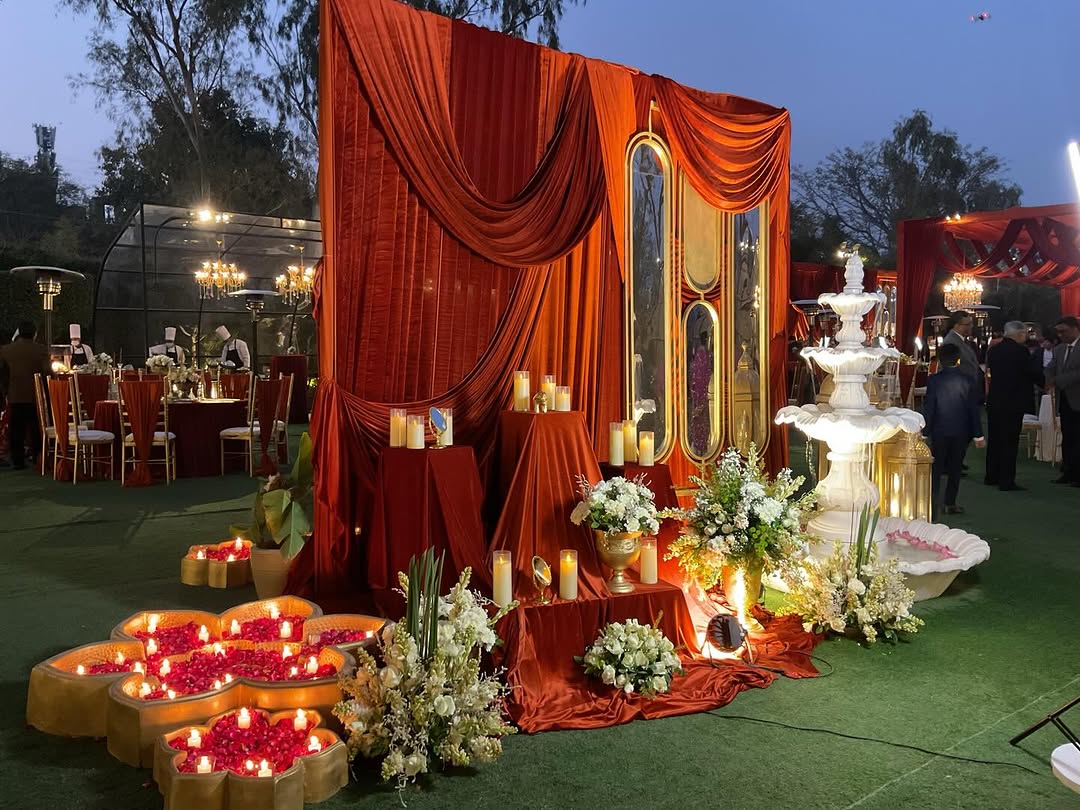Regal Red Entrance & Fountain