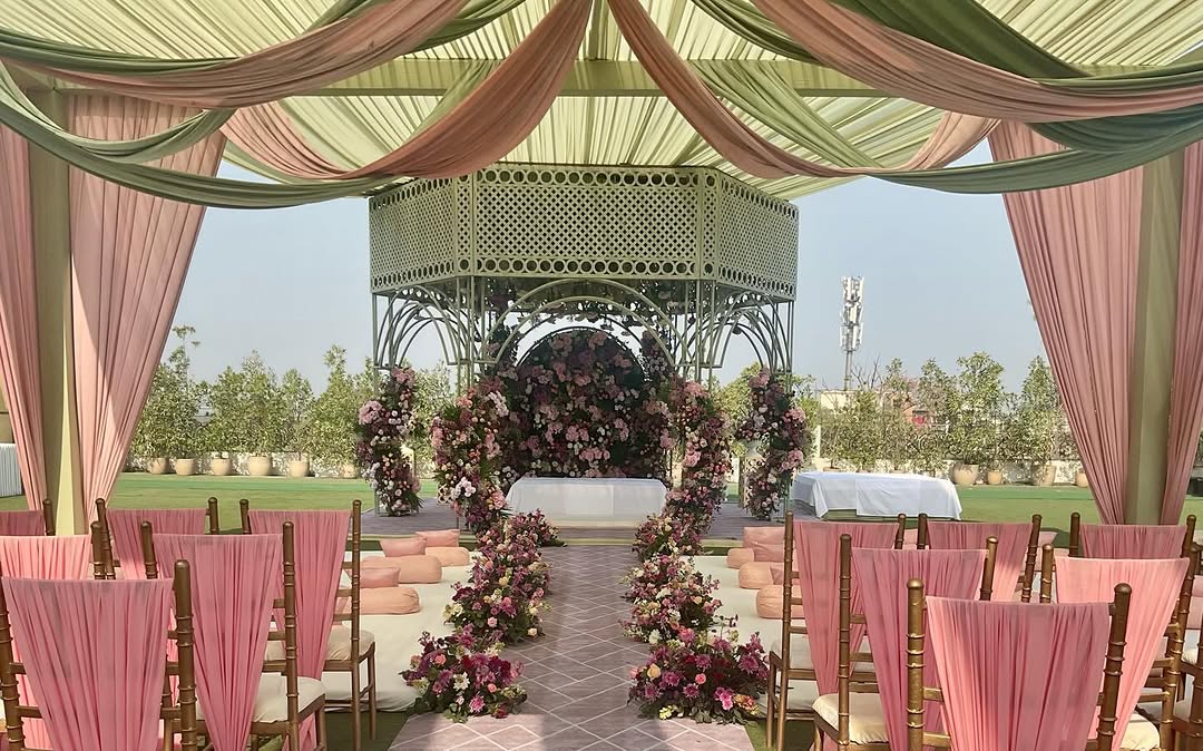 Sage & Blush Spring Mandap
